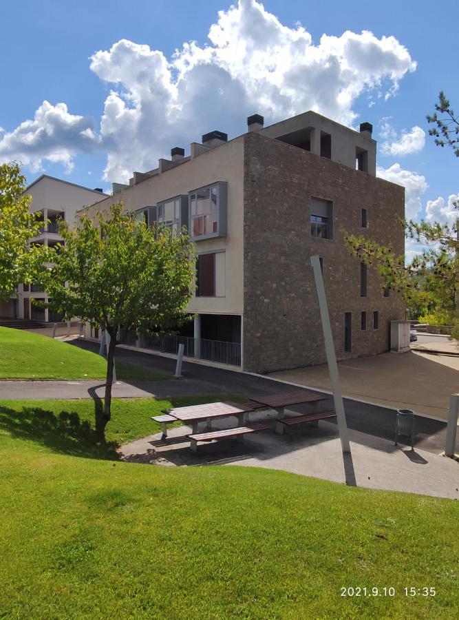 Apartamento Montana Madi Sabiñánigo Exteriör bild